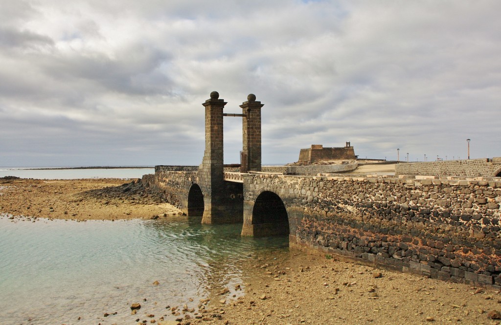 Foto: Puente sobre la bahía - Arrecife (Lanzarote) (Las Palmas), España