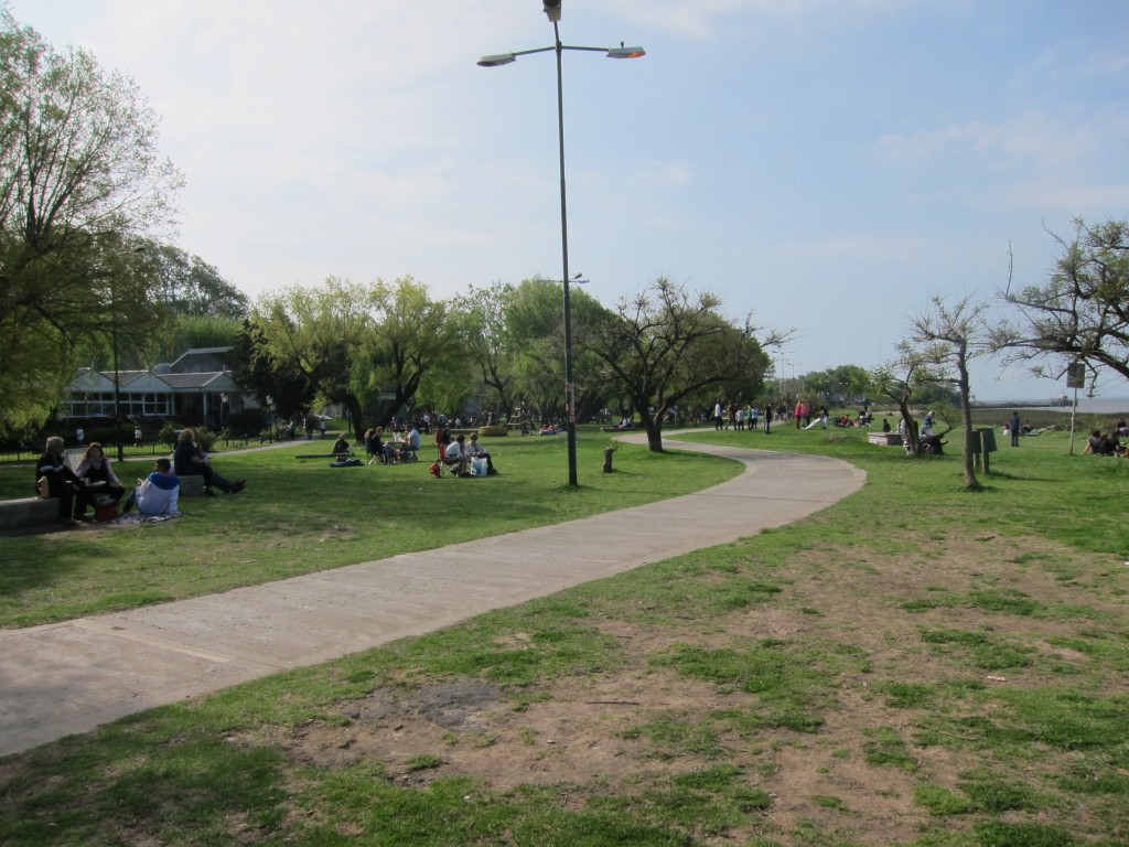 Foto: Paseo costero - Olivos (Buenos Aires), Argentina
