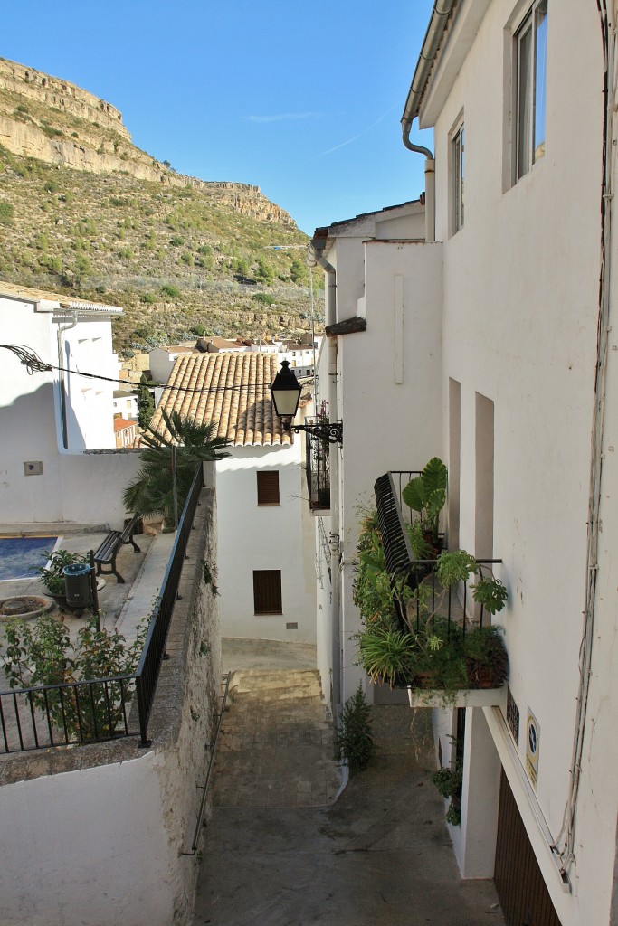 Foto: Vista del pueblo - Chulilla (València), España