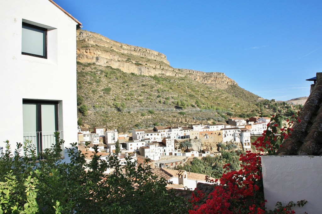 Foto: Vista del pueblo - Chulilla (València), España