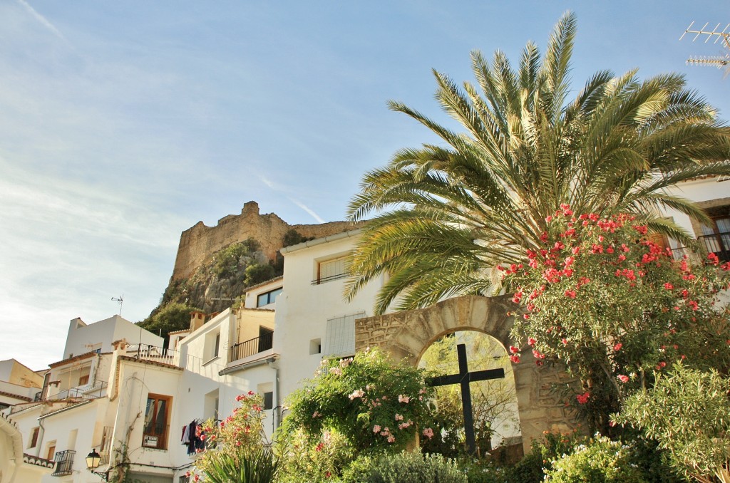 Foto: Vista del pueblo - Chulilla (València), España