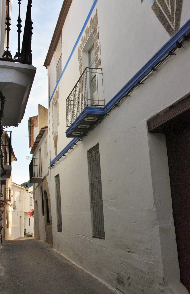 Foto: Vista del pueblo - Chulilla (València), España