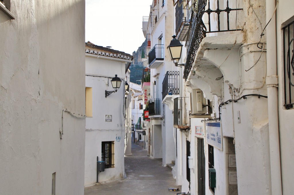 Foto: Vista del pueblo - Chulilla (València), España