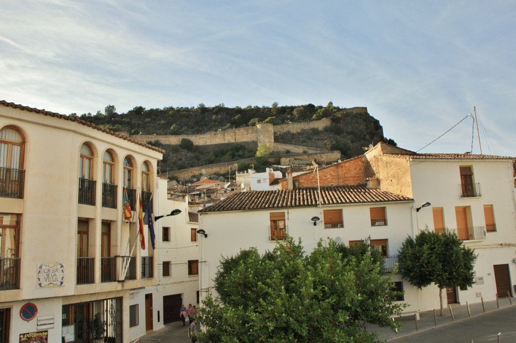 Foto: Vista del pueblo - Chulilla (València), España