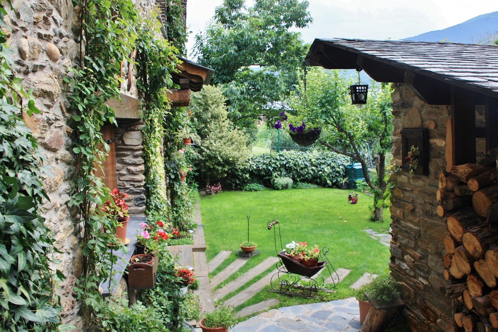 Foto: Centro histórico - Esterri d´Aneu (Lleida), España