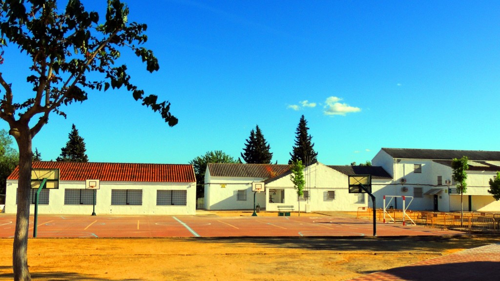 Foto: Colegio Ntrª Srª de las Marismas - Trajano (Sevilla), España