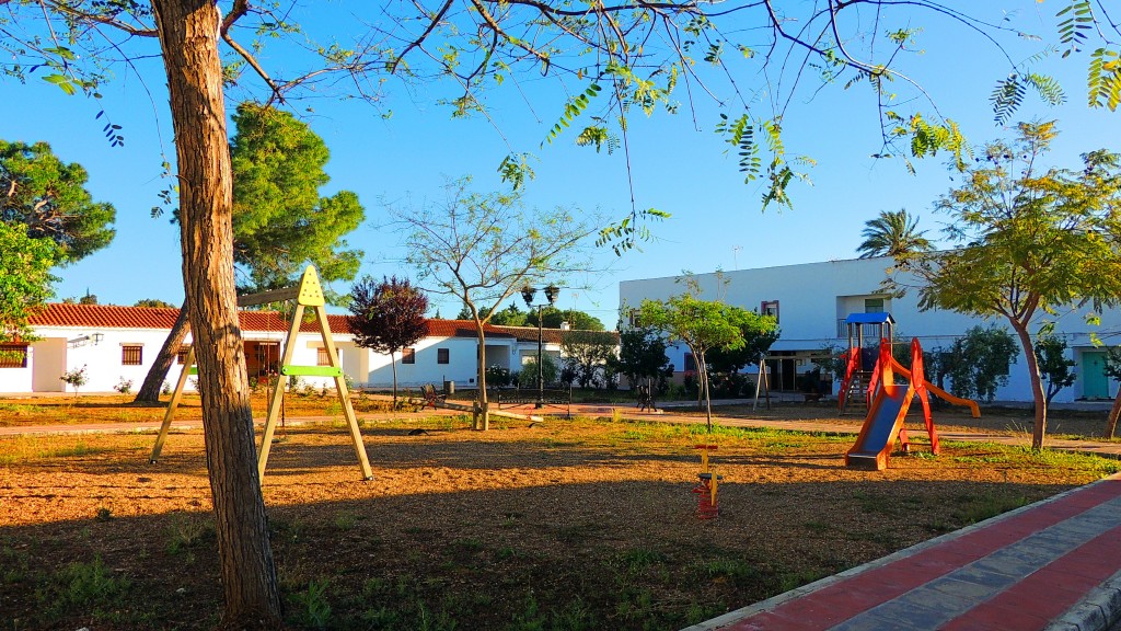 Foto: Plaza del Mar Menor - Sacramento (Sevilla), España