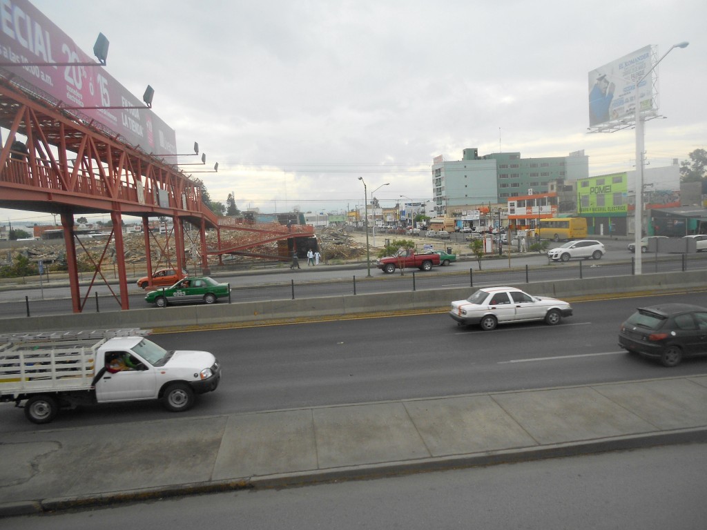 Foto: Puente Peatonal - San Luis Potosi (San Luis Potosí), México