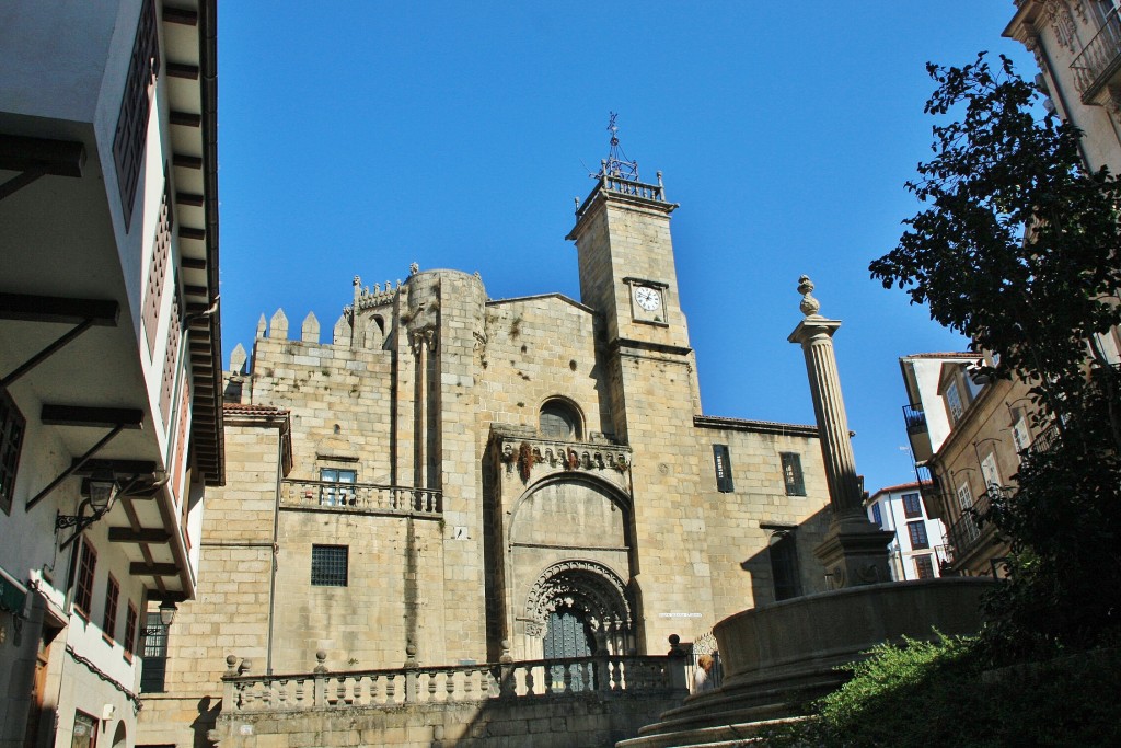 Foto: Catedral - Ourense (Galicia), España