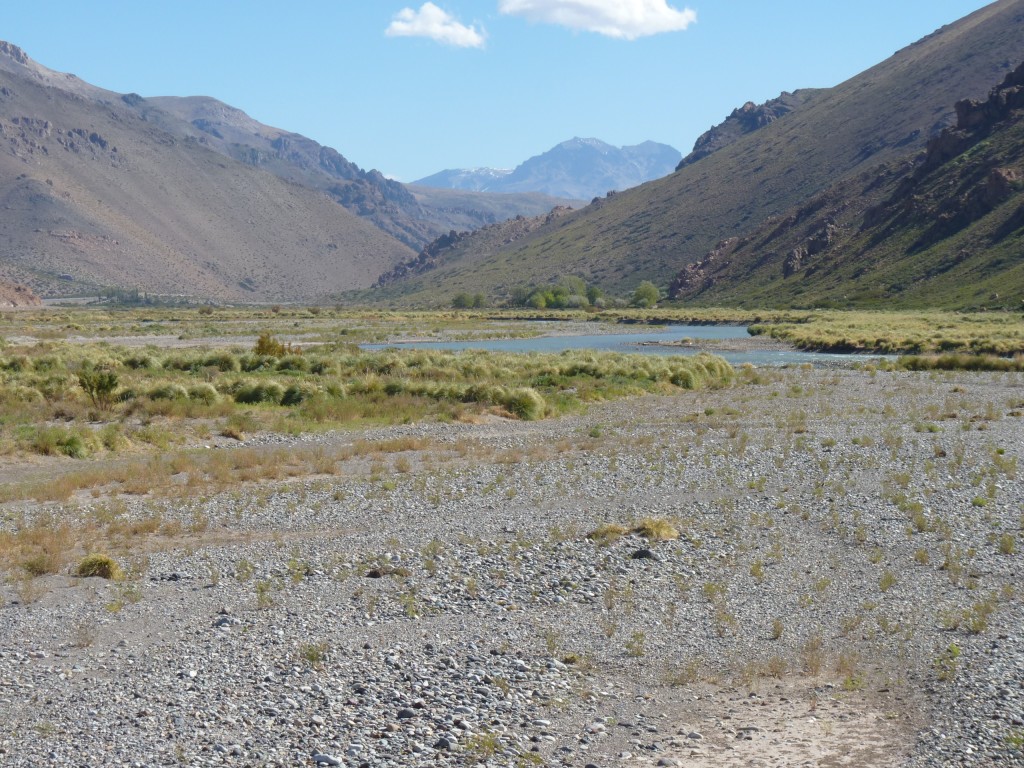 Foto: Bardas Blancas. Río Grande. - Malargüe (Mendoza), Argentina