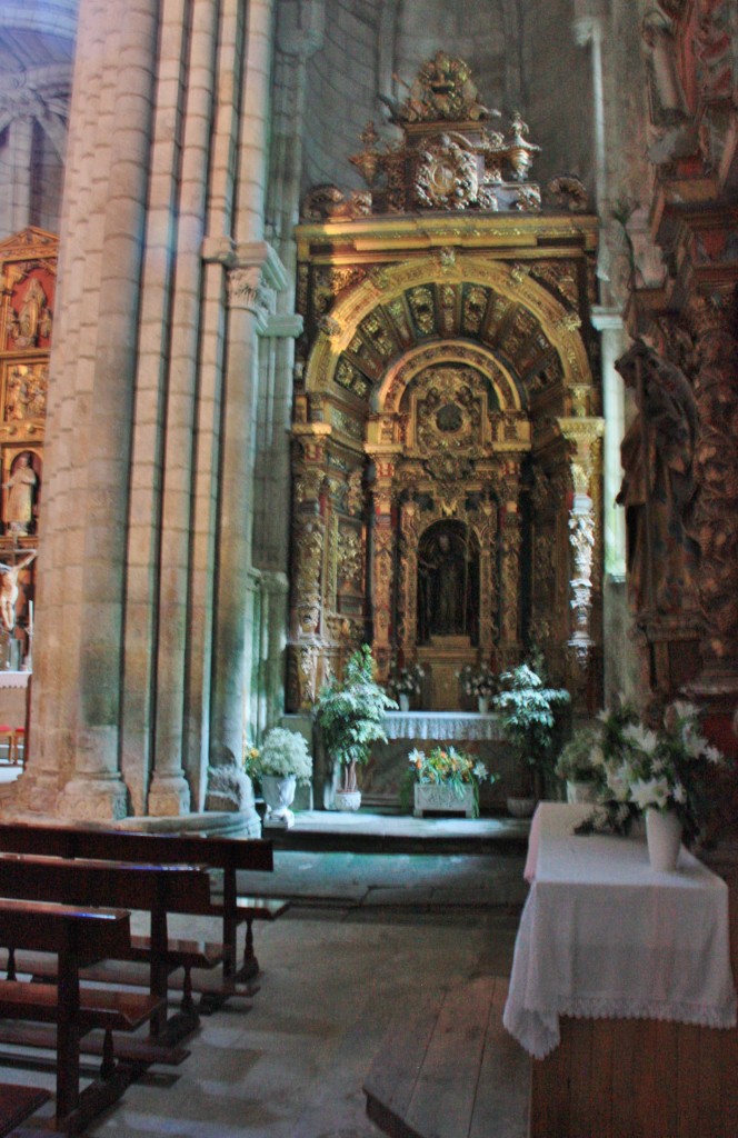 Foto: Monasterio de Santo Estevo - Nogueira de Ramuín (Ourense), España