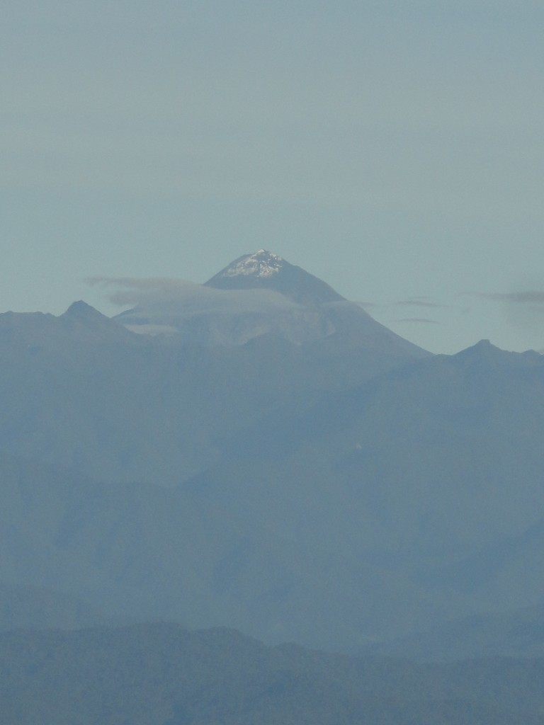 Foto: Picacho con nieve - Simón Bolívar (Mushullacta) (Pastaza), Ecuador