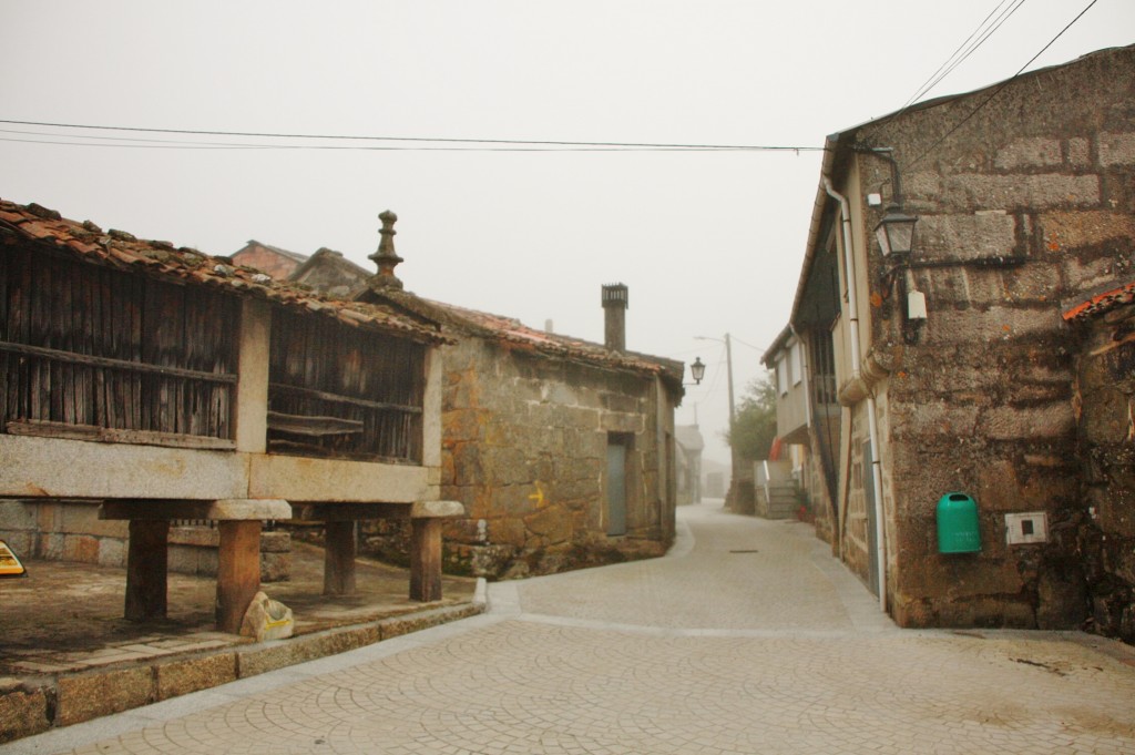Foto: Centro histórico - San Cristovo de Cea (Ourense), España