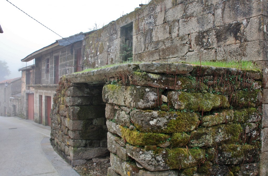 Foto: Centro histórico - San Cristovo de Cea (Ourense), España