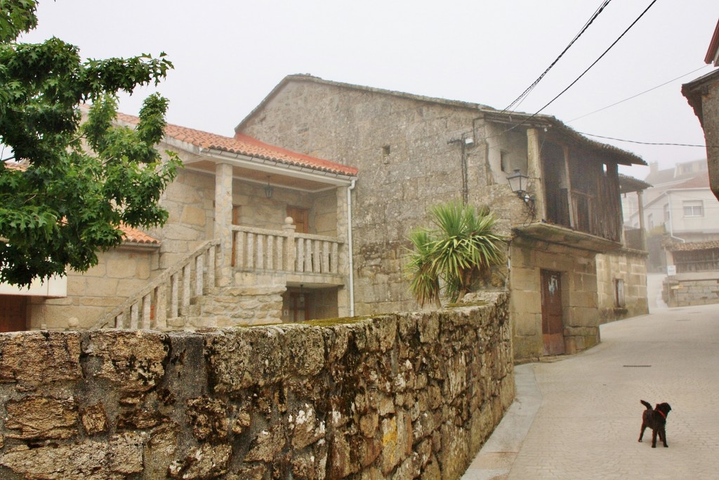 Foto: Centro histórico - San Cristovo de Cea (Ourense), España