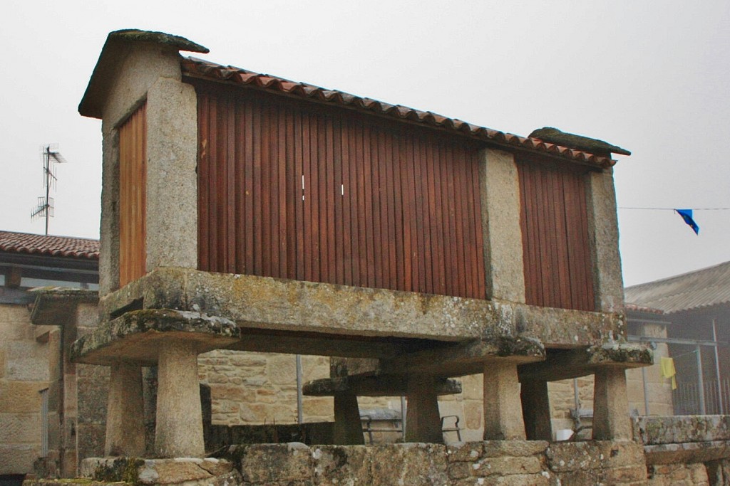 Foto: Centro histórico - San Cristovo de Cea (Ourense), España