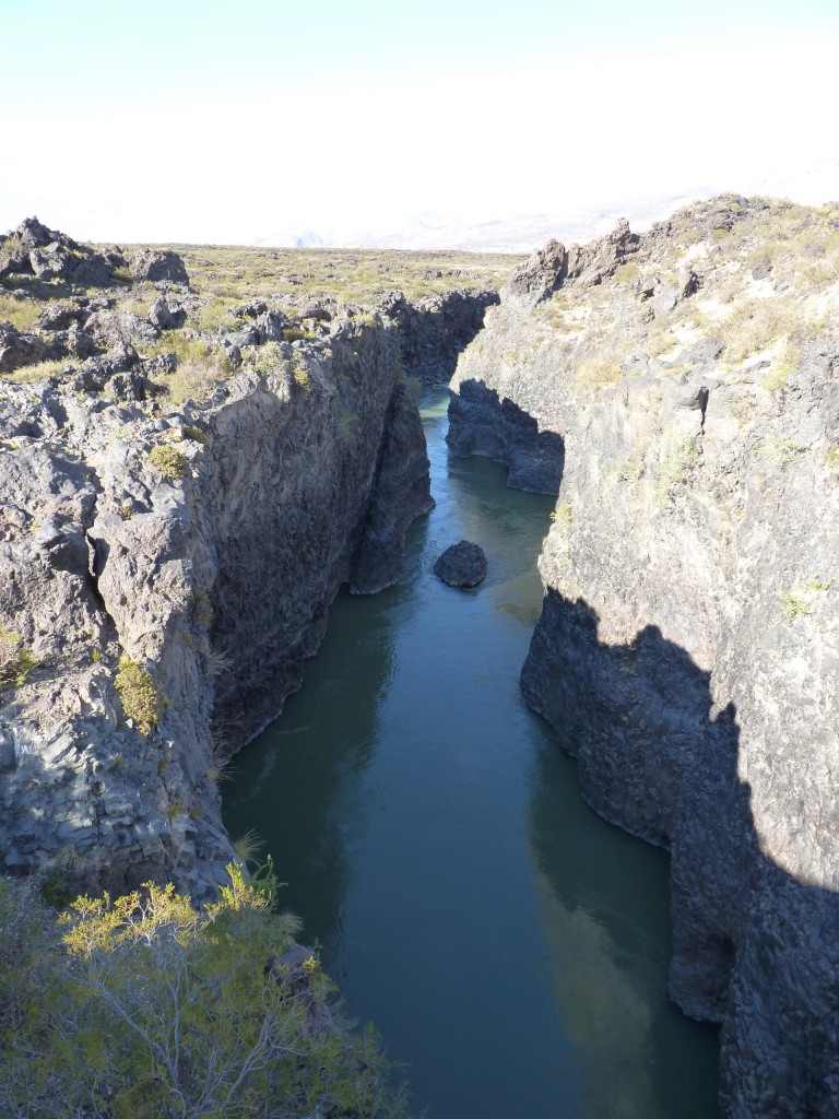 Foto: La Payunia. Río Grande. La Pasarela. - Malargüe (Mendoza), Argentina