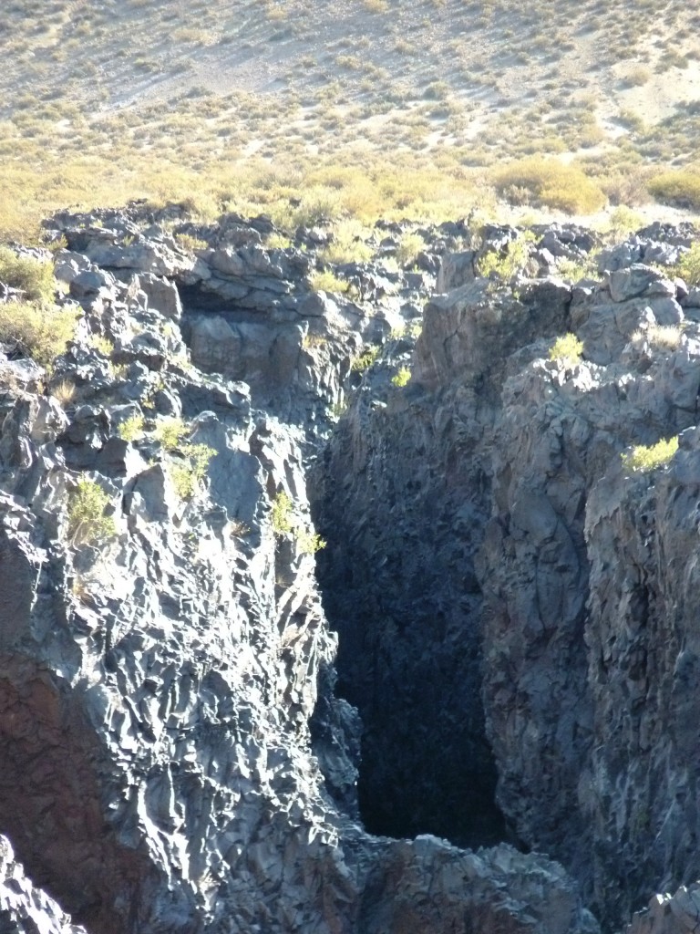 Foto: La Payunia. Río Grande. La Pasarela. - Malargüe (Mendoza), Argentina