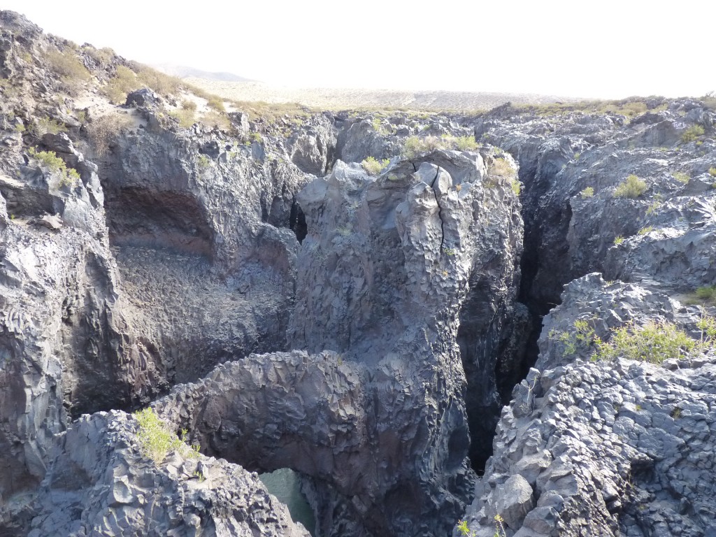 Foto: La Payunia. Río Grande. La Pasarela. - Malargüe (Mendoza), Argentina