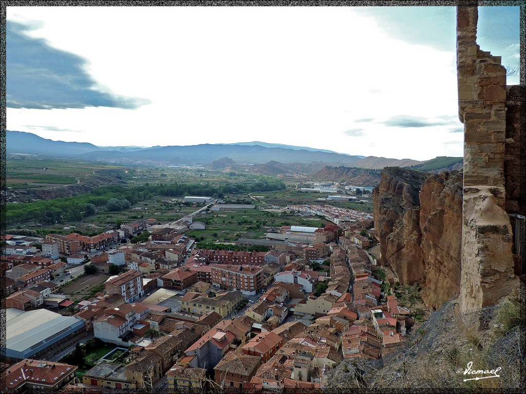 Foto: 140507-51 QUEL, CASTILLO - Quel (La Rioja), España