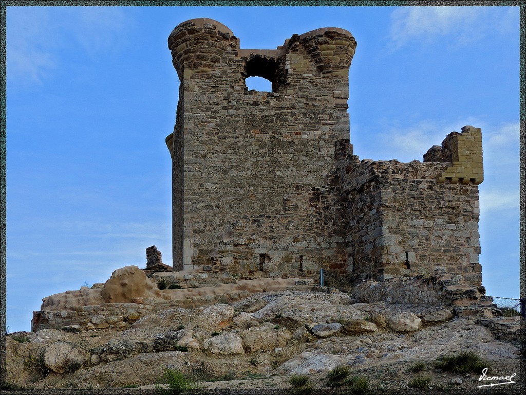 Foto: 140507-53 QUEL, CASTILLO - Quel (La Rioja), España