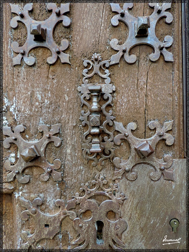 Foto: 140511-11 ENCISO - Enciso (La Rioja), España