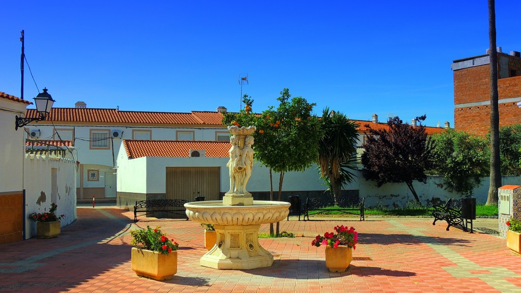Foto: Plaza de la Reina Mora - Guadalema de los Quinteros (Sevilla), España
