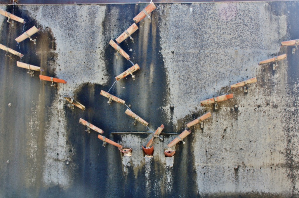 Foto: Mecanismo de la fuente - Frias (Burgos), España