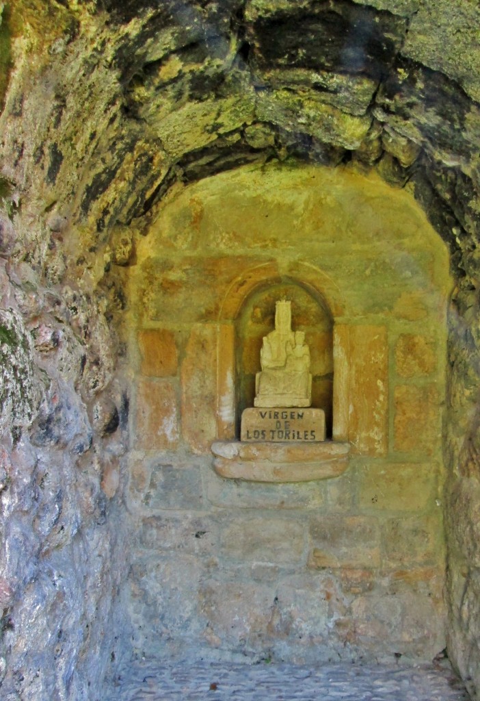 Foto: Virgen de los Toriles - Frias (Burgos), España