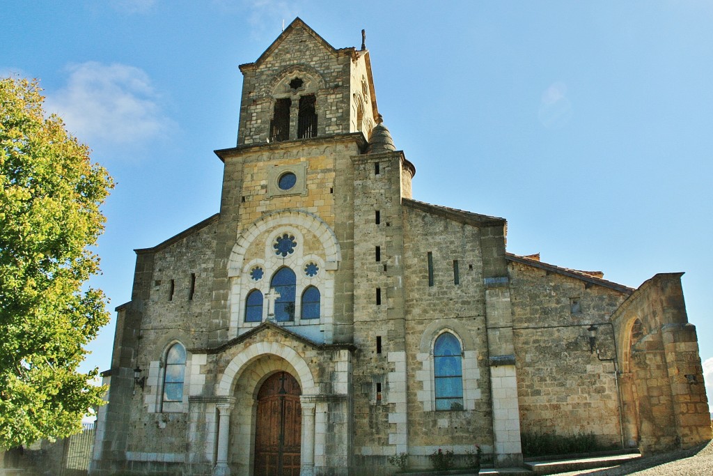 Foto: Iglesia de San Vicente - Frias (Burgos), España