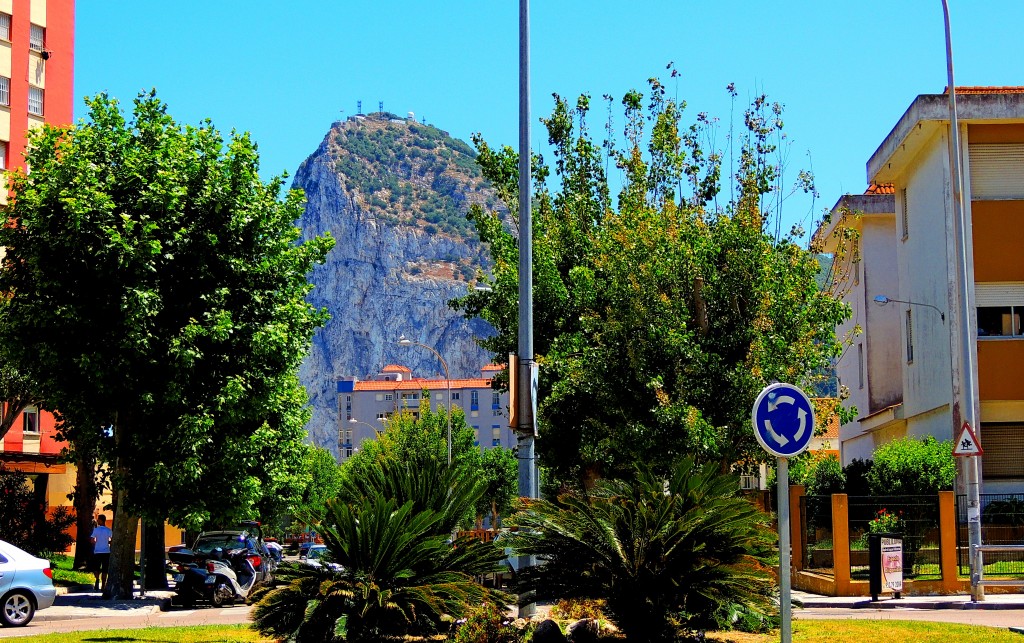 Foto: Avenida del Ejército - La Línea de la Concepción (Cádiz), España