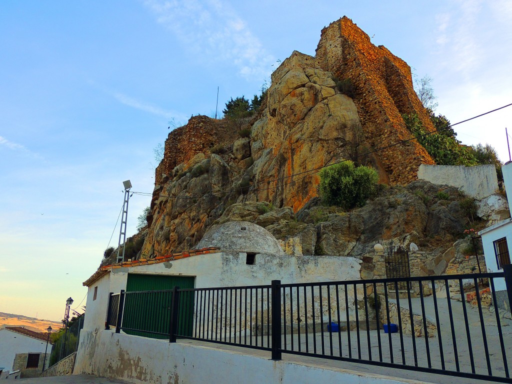 Foto: Peña de Ardales - Ardales (Málaga), España
