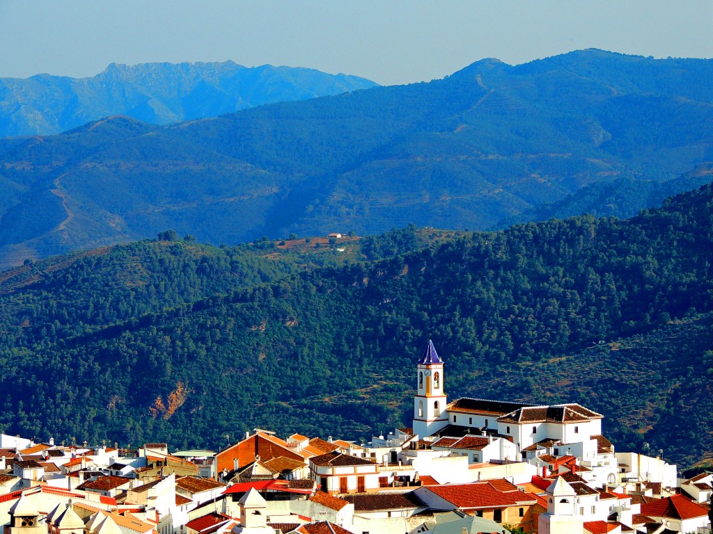 Foto: Sobrevolando - Yunquera (Málaga), España