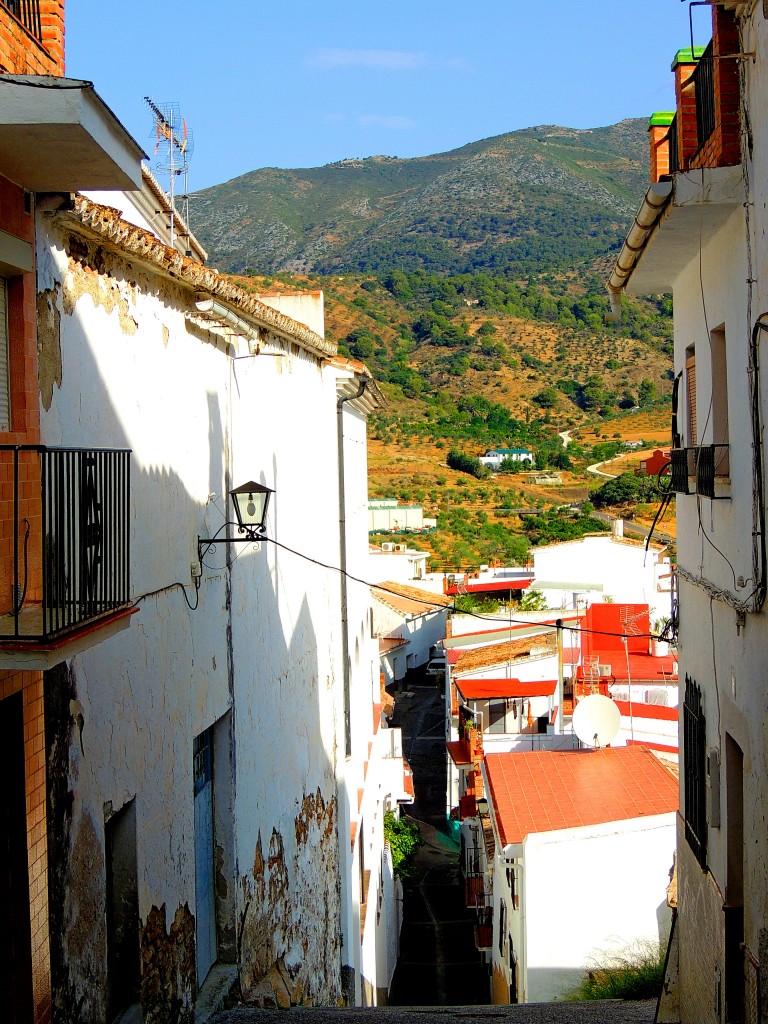 Foto: Calle Rodahuevos - Alozaina (Málaga), España