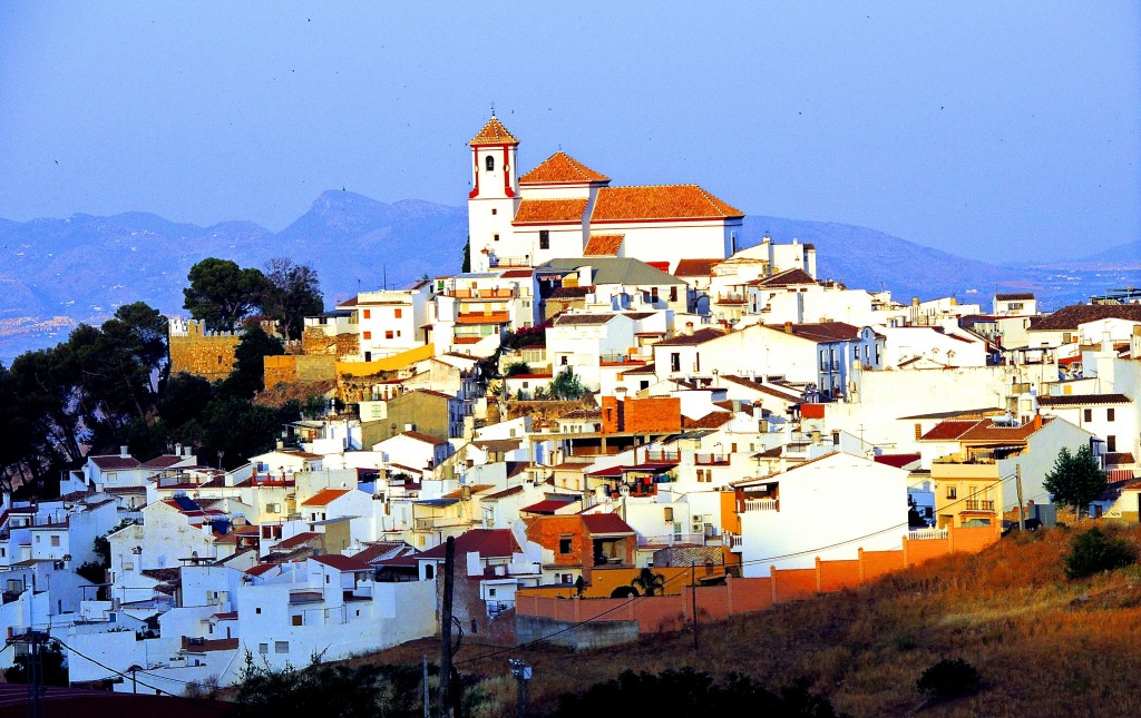 Foto: Panorámica de Alozaina - Alozaina (Málaga), España