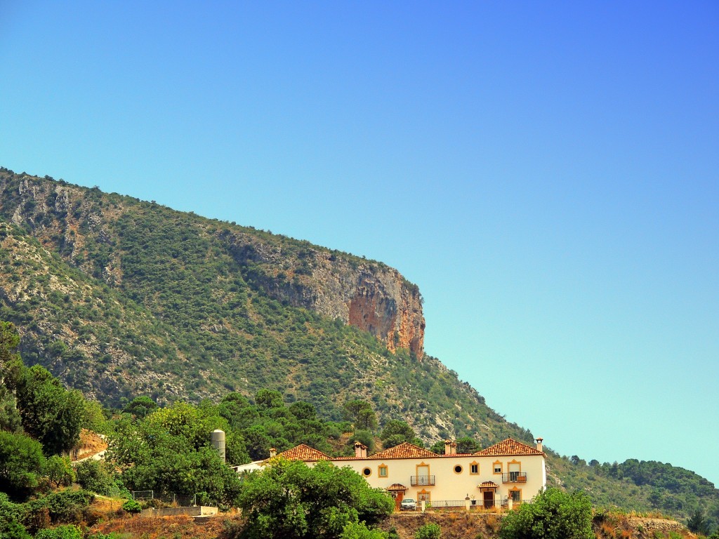 Foto: Peñón Bermejo - Istán (Málaga), España