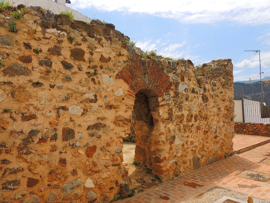 Foto: Torre Escalante - Istán (Málaga), España
