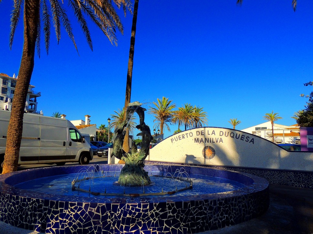 Foto: Fuente los Delfines - Castillo de la Duquesa (Málaga), España