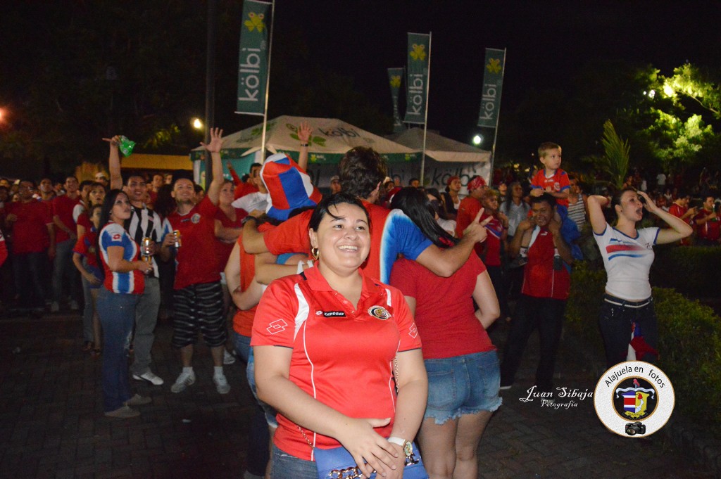 Foto: COSTA RICA PASA A CUARTOS DE FINAL EN EL MUNDIAL 2014 - Alajuela, Costa Rica