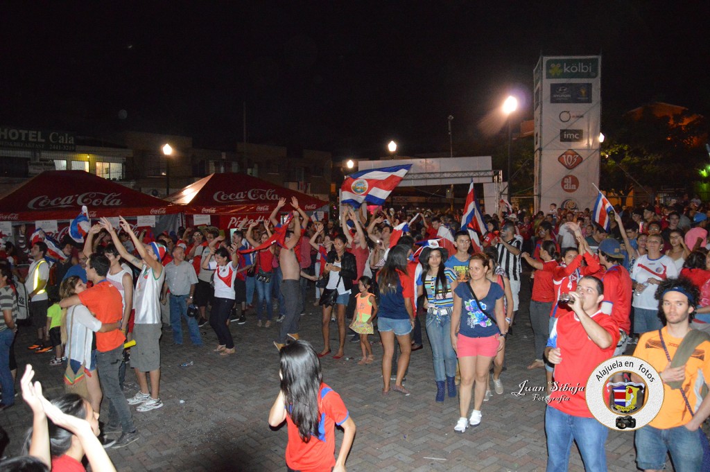 Foto: COSTA RICA, PASA A CUARTOS DE FINAL EN EL MUNDIAL 2014 - Alajuela, Costa Rica