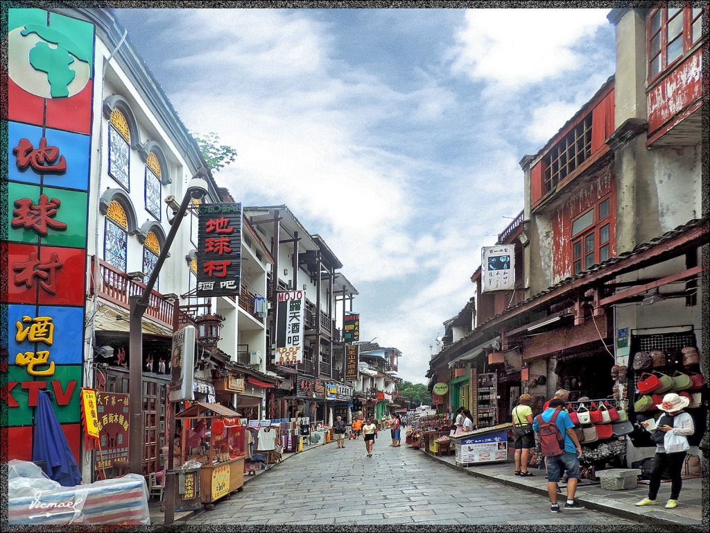 Foto: 140611-192 YANGSHUO - Yangshuo (Guangxi), China
