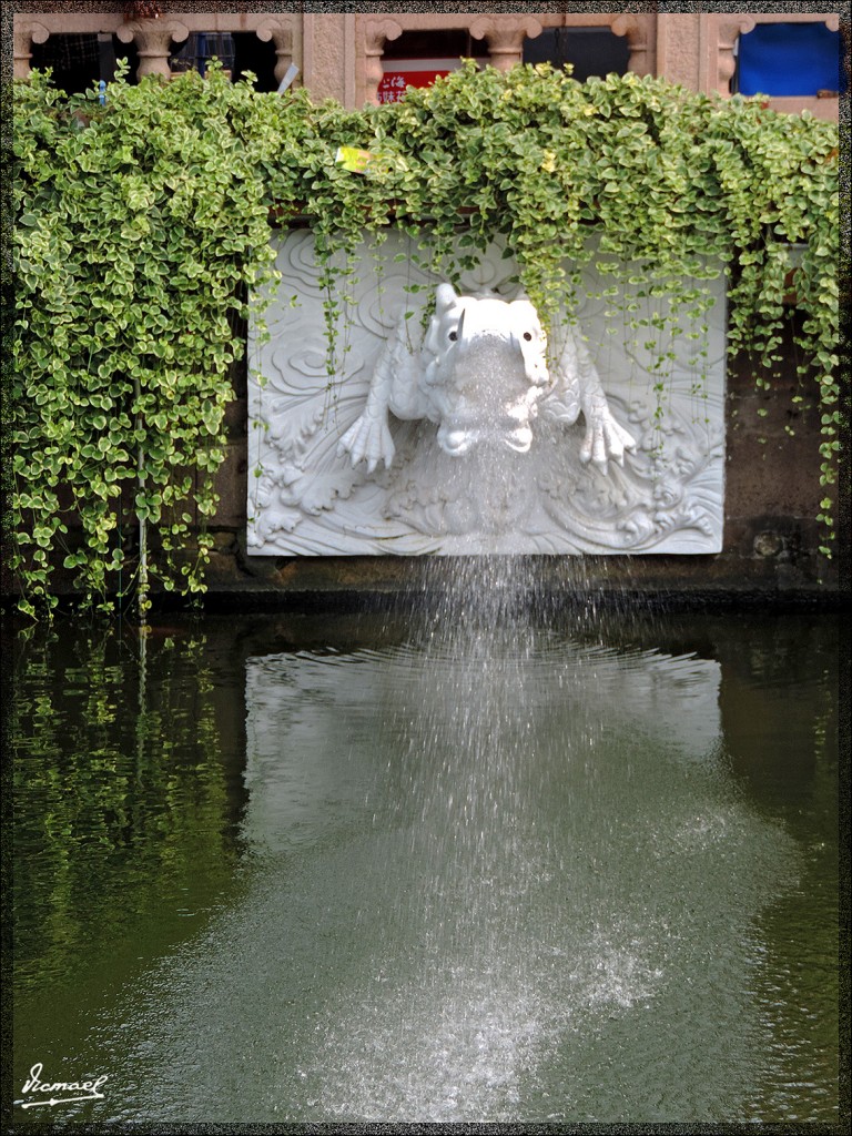 Foto: 140613-046  SHANGHAI JARDIN YUYUAN - Shanghai, China