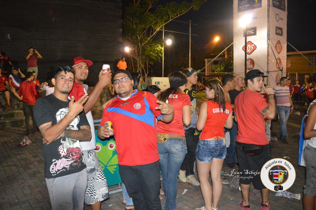 Foto: COSTA RICA  PASA A CUARTOS DE FINAL EN EL MUNDIAL 2014 - Alajuela, Costa Rica