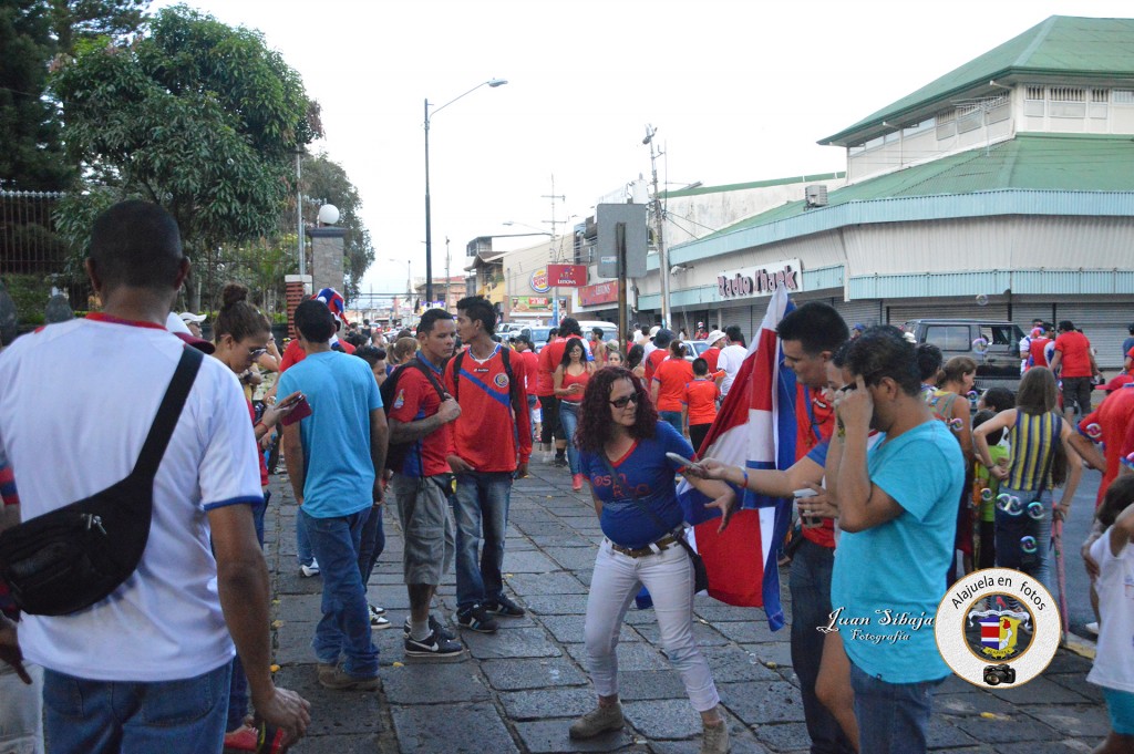 Foto: COSTA RICA  PASA A CUARTOS DE FINAL EN EL MUNDIAL 2014 - Alajuela, Costa Rica