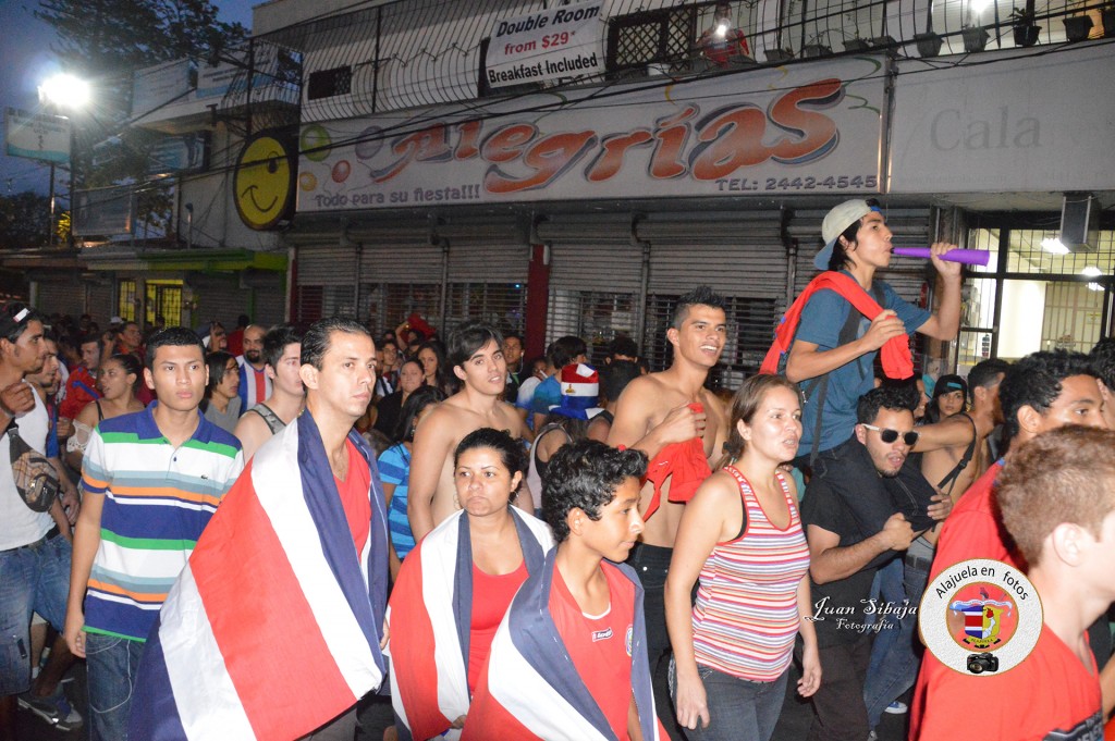 Foto COSTA RICA PASA A CUARTOS DE FINAL EN EL MUNDIAL 2014 Alajuela