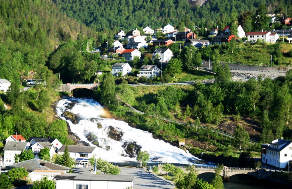 Foto de Hellesylt, Noruega