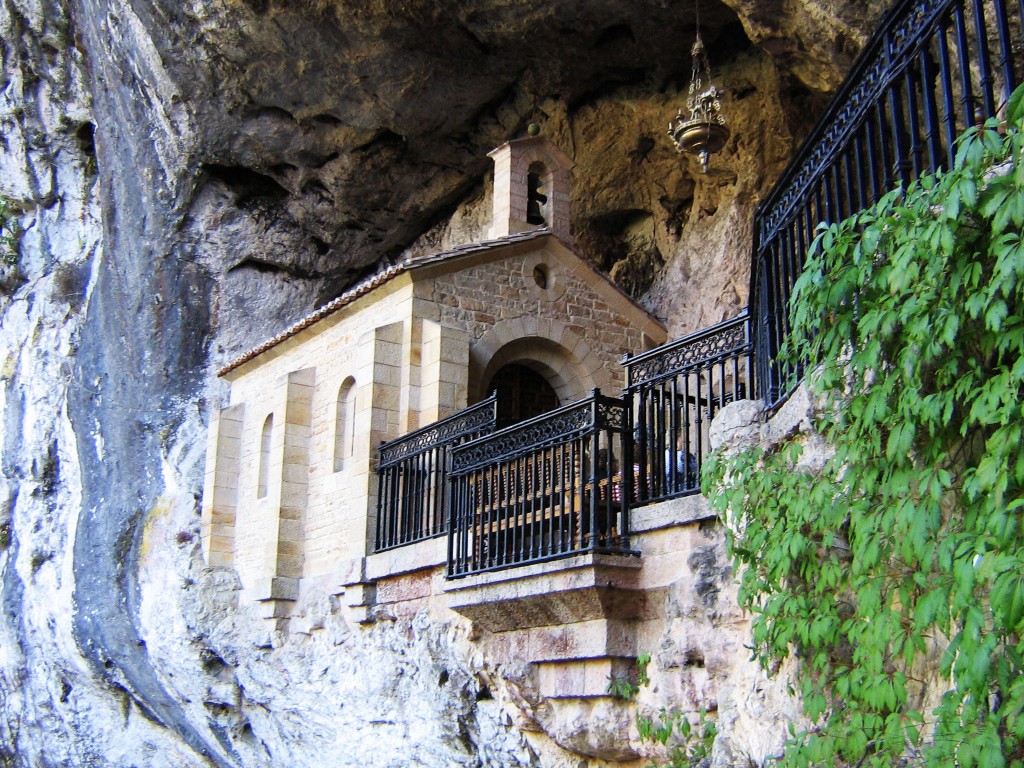 Foto de Santuario De Covadonga (Asturias), España