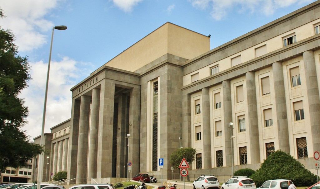 Foto: Palacio de Justicia - Cagliari (Sardinia), Italia