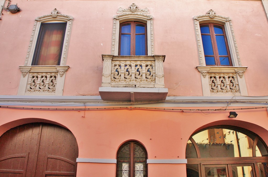 Foto: Vista del pueblo - Pula (Sardinia), Italia