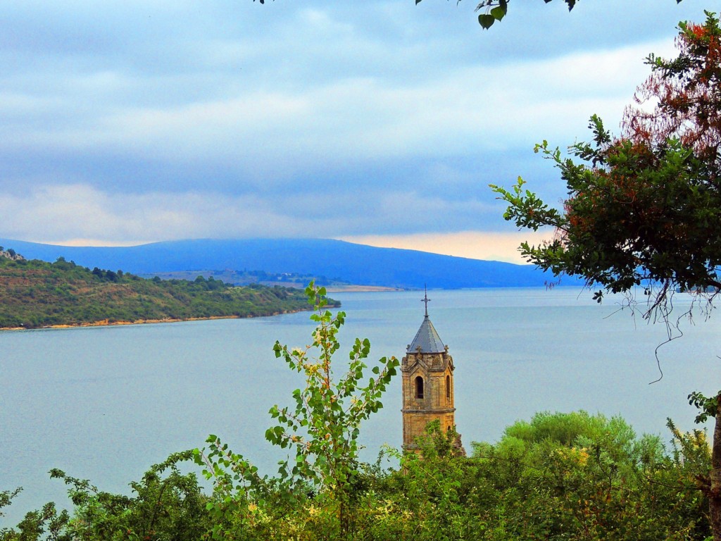 Foto de Las Rozas de Valdearroyos (Cantabria), España